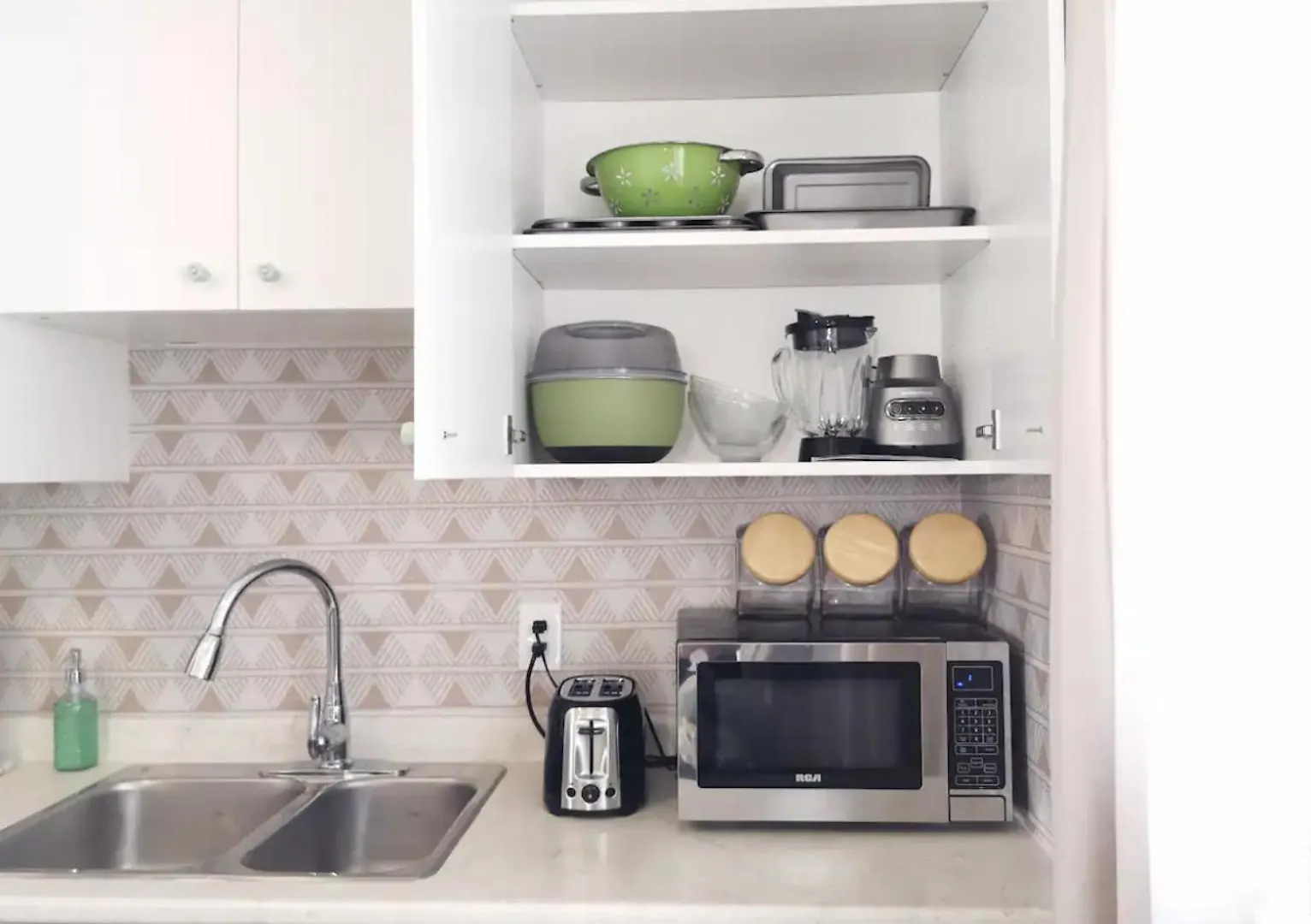 Digital Nomad'S Calgary Inner City Gem 3Bd, 5Bed, Sleeps 8, Main Level Holiday home